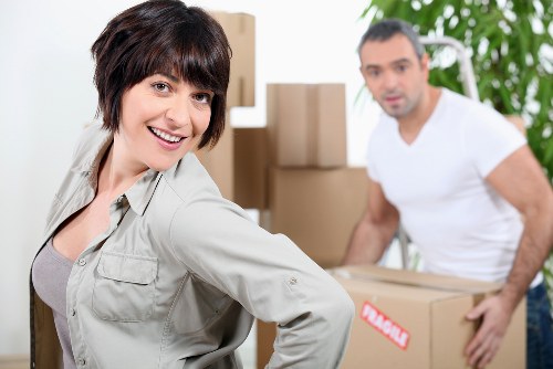 Man with van service supporting a Colliers Wood home or business move